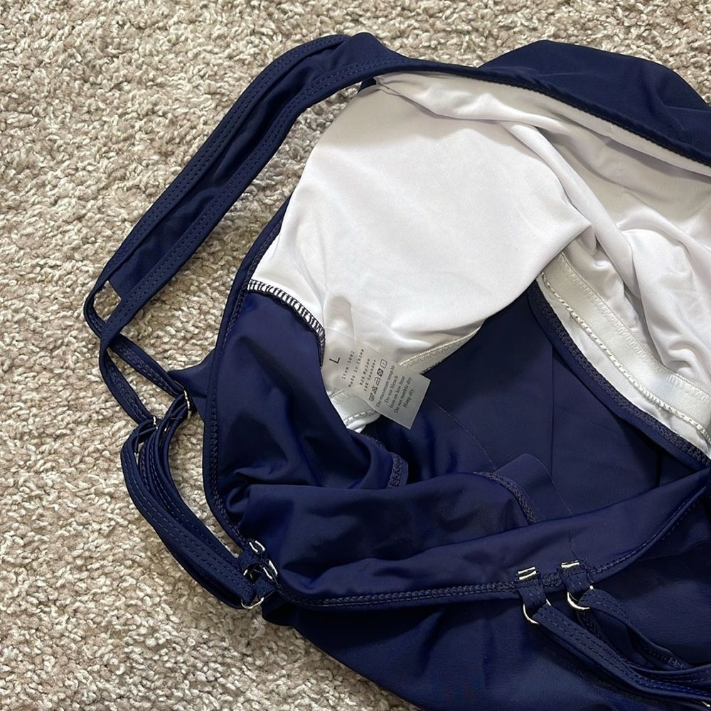 Women’s two piece bathing suit! - Picture 5 of 5